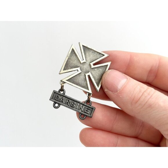 Sterling U.S. Army Carbine Marksman Badge Charm Silver Iron Cross Brooch Pin - Picture 7 of 9